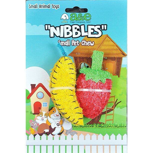 Nibbles Loofah Strawberry & Banana Chews 2-Pack